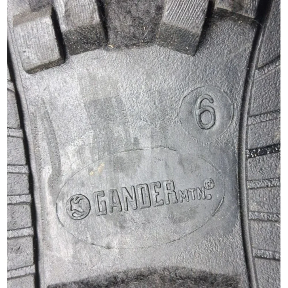 Gander Mountain Boys 6 Snow Boots Black Winter Outdoors sleigh riding cold gear